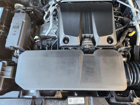 Used 2024 Chevrolet Colorado LT w/ LT Convenience Package II image 22