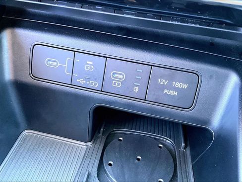 Certified 2025 Hyundai Tucson SEL image 30