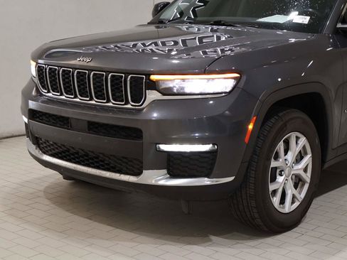 Used 2021 Jeep Grand Cherokee L Limited AWD/4WD image 2