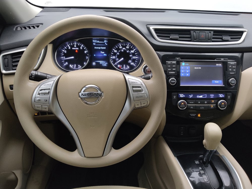 Used 2015 Nissan Rogue SV w/ SV Premium Package FWD image 22