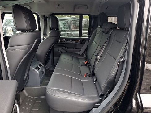 New 2025 INEOS Grenadier AWD/4WD image 7