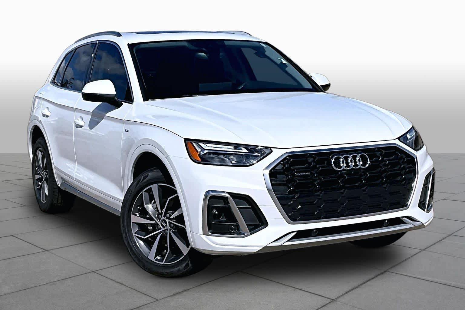 Used 2024 Audi Q5 2.0T Premium Plus w/ Premium Plus Package AWD/4WD image 2