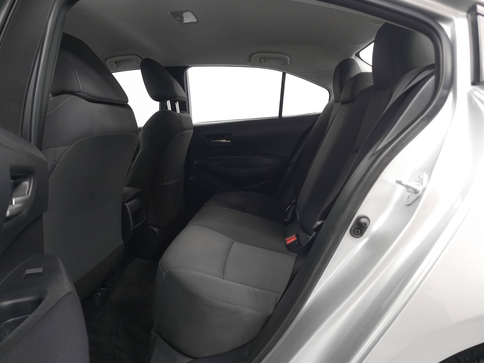 Used 2020 Toyota Corolla LE FWD image 8