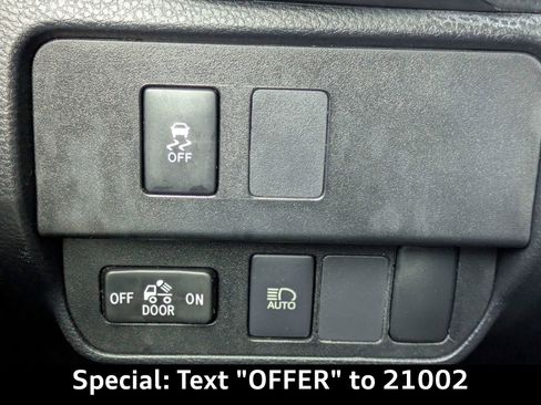 Used 2020 Toyota Tacoma SR5 image 25