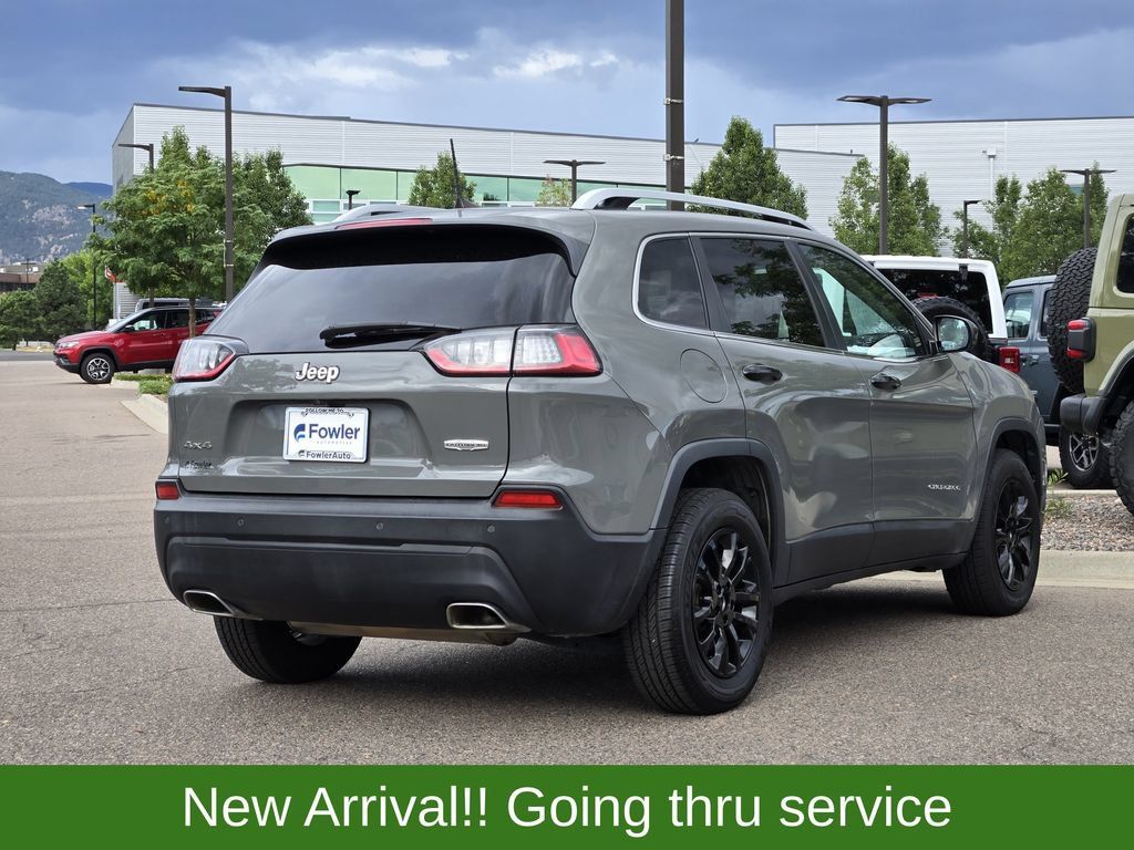 Used 2021 Jeep Cherokee Latitude Lux w/ Comfort/Convenience Group AWD/4WD image 7