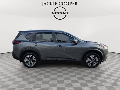 Used 2023 Nissan Rogue SV w/ SV Premium B Package AWD/4WD image 4