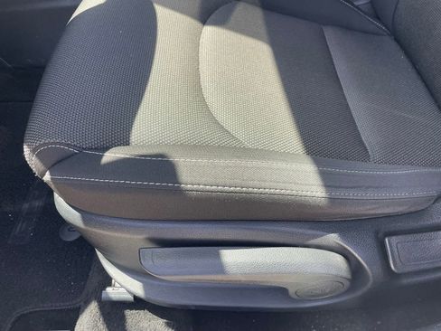 Used 2023 Kia Forte LXS FWD image 5