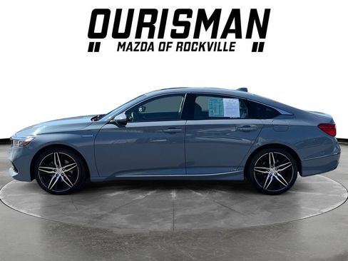 Used 2022 Honda Accord Touring image 3