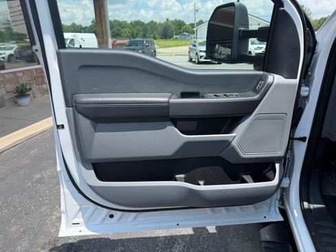 Used 2025 Ford F350 XLT AWD/4WD image 11