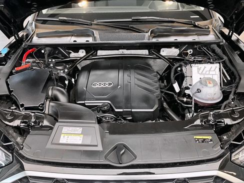 Used 2023 Audi Q5 2.0T Prestige w/ Prestige Package image 31