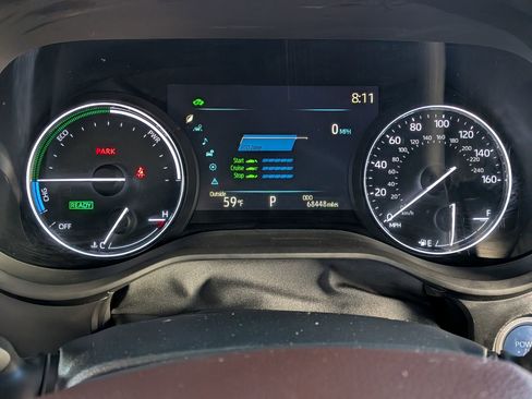 Certified 2023 Toyota Sienna Platinum image 17