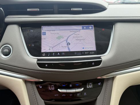 Certified 2024 Cadillac XT5 Premium Luxury FWD image 19