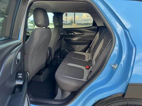 Used 2024 Chevrolet TrailBlazer LS w/ LS Convenience Package FWD image 25