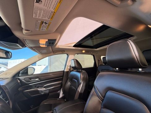 Used 2022 Nissan Pathfinder SL w/ SL Premium Package image 41