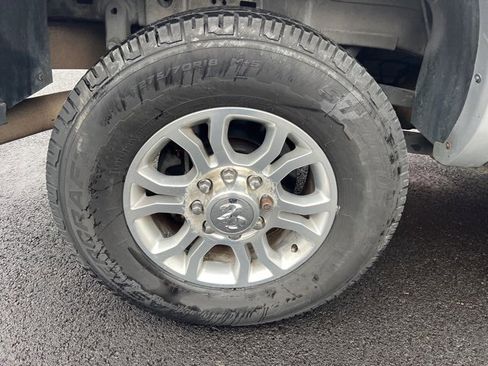 Used 2014 RAM 2500 Laramie w/ HD Snow Plow Prep Group image 9