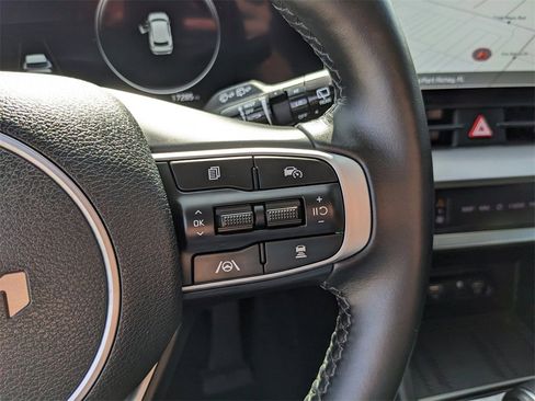 Certified 2024 Kia Sportage SX image 34