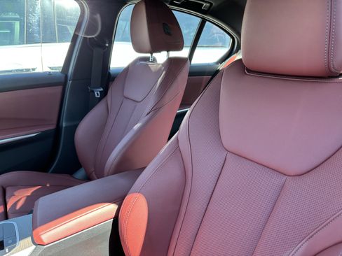 Certified 2025 BMW 330i Sedan RWD image 17