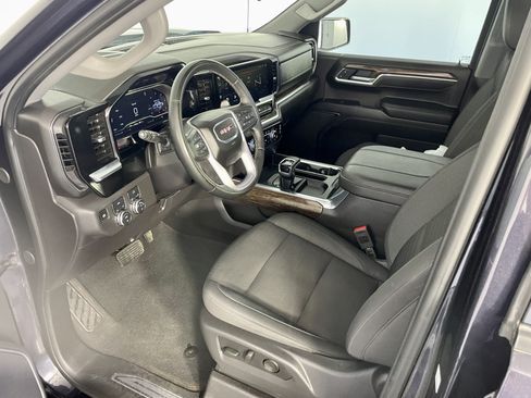 Used 2025 GMC Sierra 1500 Elevation w/ Max Trailering Package AWD/4WD image 10