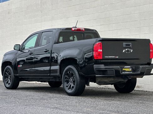 Certified 2018 Chevrolet Colorado Z71 w/ Z71 Midnight Edition image 6