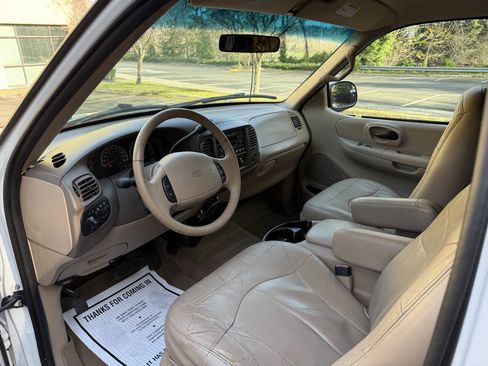 Used 1999 Ford F150 Lariat image 13