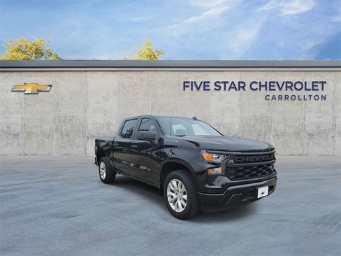 Used 2024 Chevrolet Silverado 1500 Custom image 1