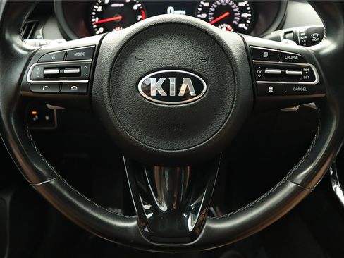 Used 2019 Kia Stinger Premium RWD image 39
