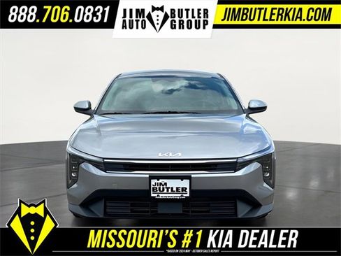 New 2025 Kia K4 LXS image 24