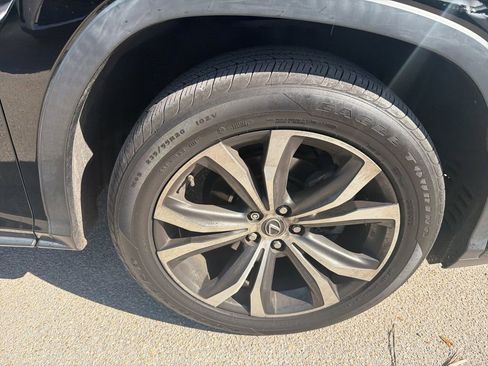 Used 2018 Lexus RX 350 350 w/ Premium Package image 13