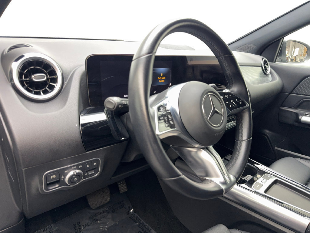 Used 2025 Mercedes-Benz GLA 250 image 49