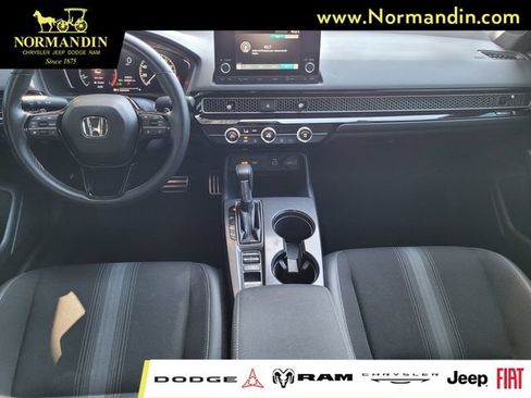 Used 2023 Honda Civic Sport image 6