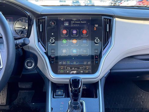 Used 2025 Subaru Outback Premium image 23