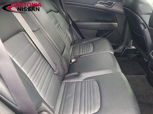 Used 2023 Kia Sportage SX image 29