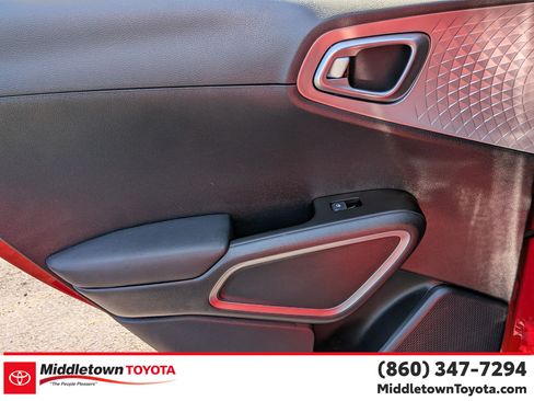 Used 2023 Kia Soul LX FWD image 26