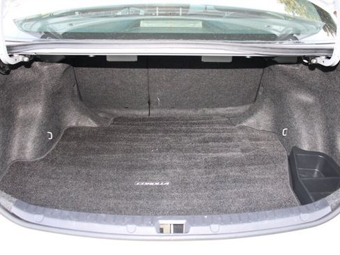 Used 2009 Toyota Corolla S w/ Sport Pkg FWD image 15