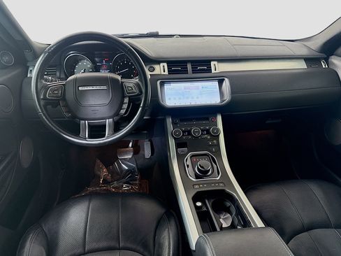 Used 2017 Land Rover Range Rover Evoque SE Premium image 17