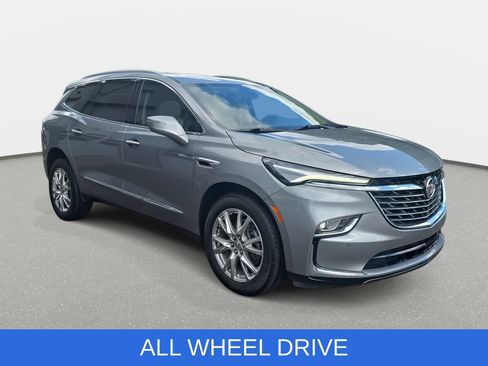 Used 2024 Buick Enclave Essence w/ Experience Buick Package AWD/4WD image 3