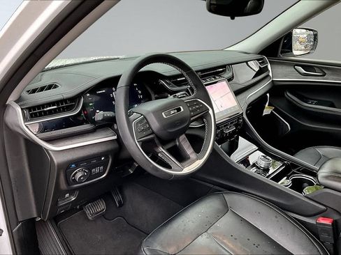 Used 2022 Jeep Grand Cherokee Limited 4xe AWD/4WD image 16