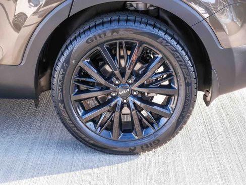 Used 2022 Kia Telluride SX FWD image 9