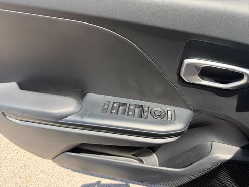 Used 2026 Kia K4 FWD image 18