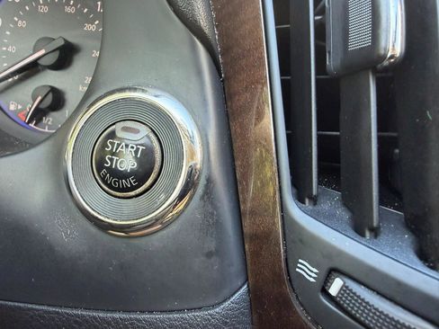 Used 2014 INFINITI Q50 Premium w/ Technology Package image 36