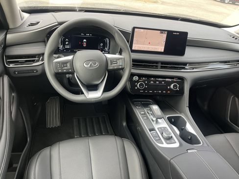 Used 2025 INFINITI QX60 Luxe image 7
