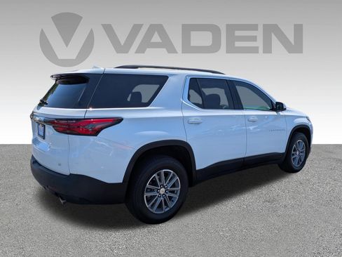 Used 2022 Chevrolet Traverse LT FWD image 27