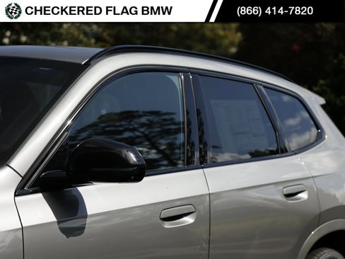 Used 2025 BMW X1 xDrive28i w/ Technology Package image 12