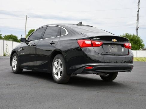 Used 2022 Chevrolet Malibu LS FWD image 5