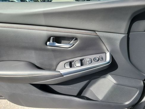 Used 2020 Nissan Sentra SR image 24