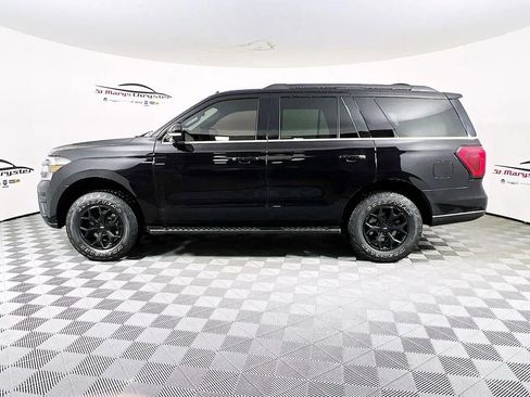 Used 2022 Ford Expedition Timberline image 5