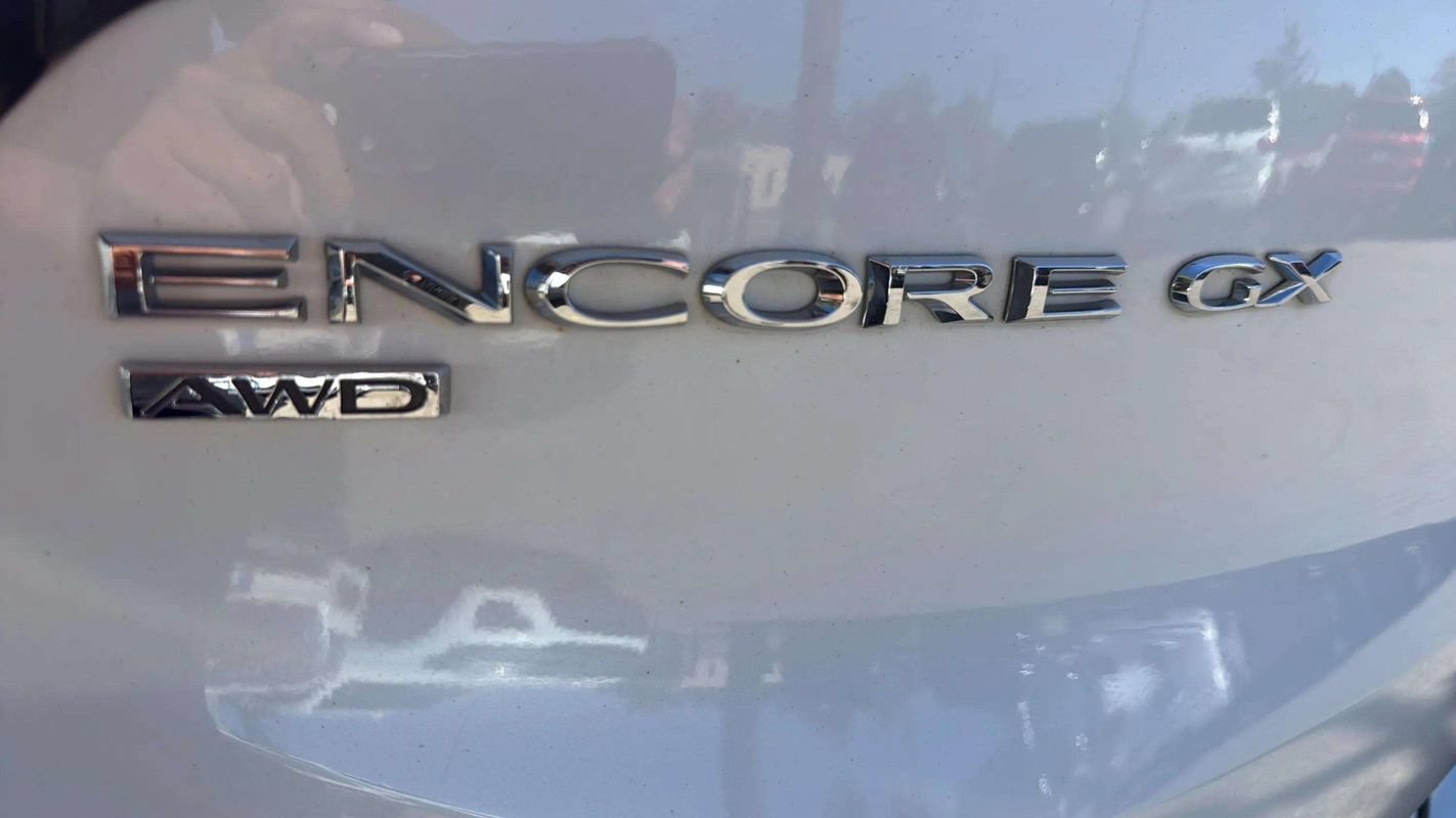 Used 2022 Buick Encore GX Select w/ Sport Touring Package AWD/4WD image 19