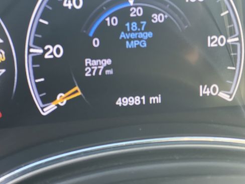 Used 2019 Jeep Grand Cherokee Laredo image 22