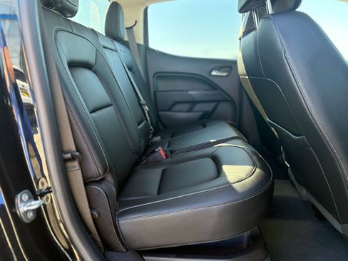 Used 2022 Chevrolet Colorado LT w/ Redline Special Edition image 13