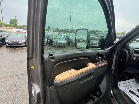 Used 2014 GMC Sierra 3500 SLT image 10